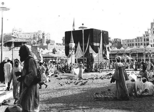 Image result for masjid ul haram Old Pics